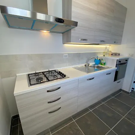 L'altra Lulia 3* أوترانتو